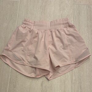 Lululemon Hotty Hot Low Rise 4” Shorts